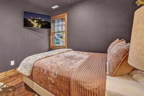 House, Multiple Beds, Hot Tub, Mountain View (Snowflake River Ridge at Eagles Nest) - Snowflake River Ridge at Eagles Nest (Banner Elk)