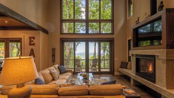 House, Multiple Beds, Hot Tub, Mountain View (Timber Forge Lodge at Eagles Nest) | Living area | Fireplace