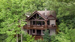 Exterior - Lake Overlook (Banner Elk)