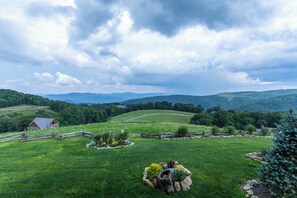 Property grounds - Sunrise Lodge at Eagles Nest (Elk Park)