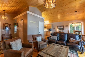 House, Multiple Beds, Hot Tub, Mountain View (Little Bear Lodge ) | Living area | Fireplace - Little Bear Lodge (Blowing Rock)