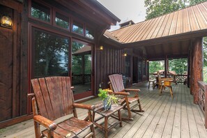 Terrace/patio - Prancing Horse Lodge at Eagles Nest (Banner Elk)