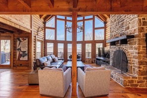 House, Multiple Beds, Patio, Mountain View (Sugar View Retreat) | Living area - Sugar View Retreat (Banner Elk)