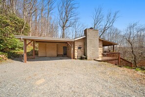 Exterior - Great Grandfather View (Banner Elk)