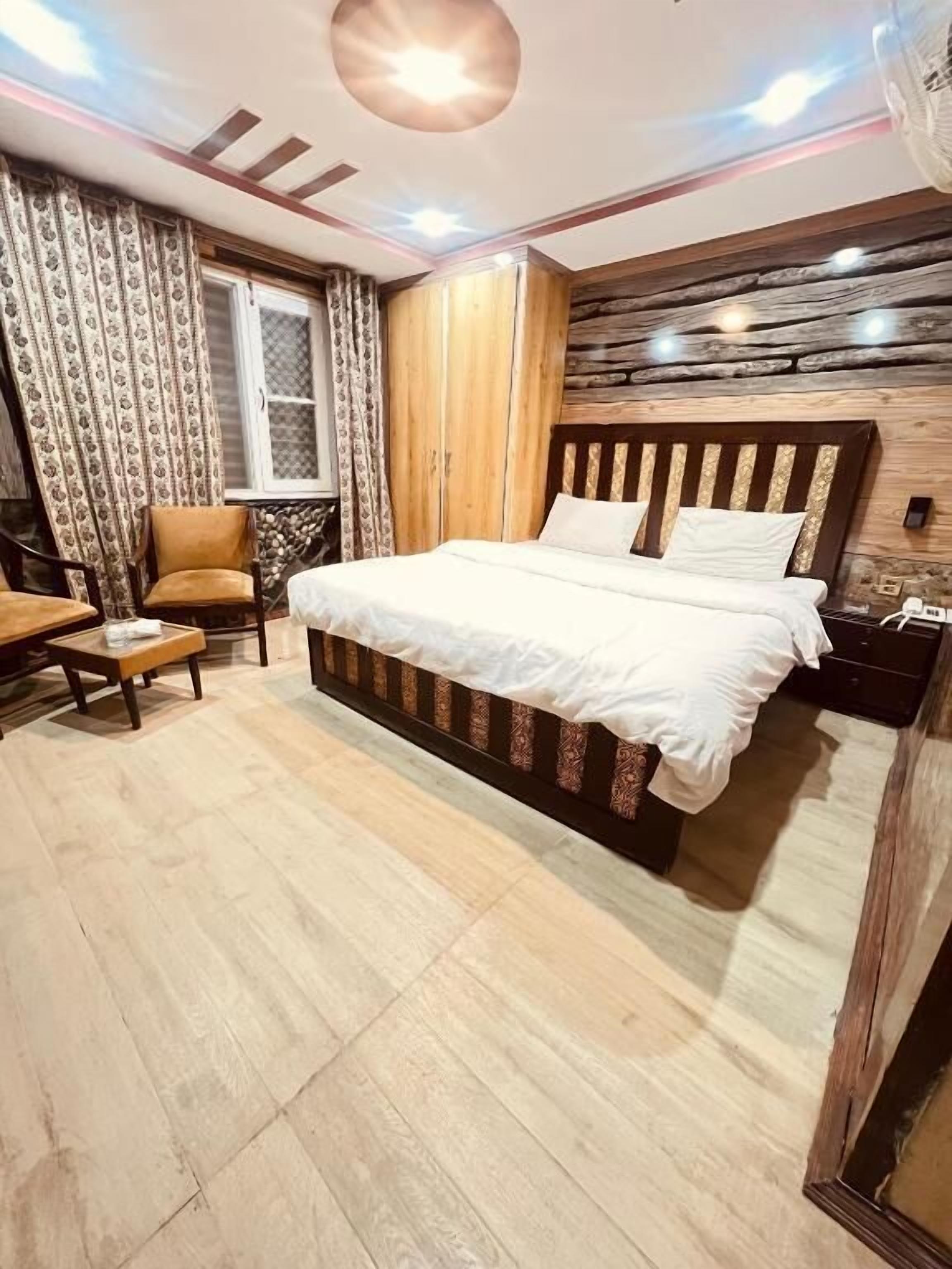 Deluxe Room, Mountain View