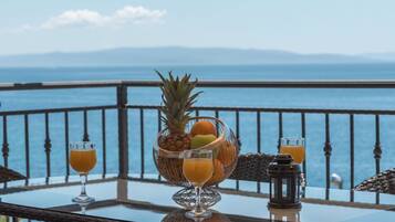 Apartment (Apartment Villa Daniela - Three Bedro) | Balcony