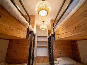 8 chambres