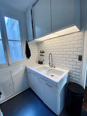 Håndklæder, Sæbe, Shampoo, Toiletpapir