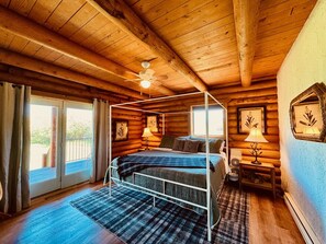 4 bedrooms, travel cot, free WiFi, bed sheets