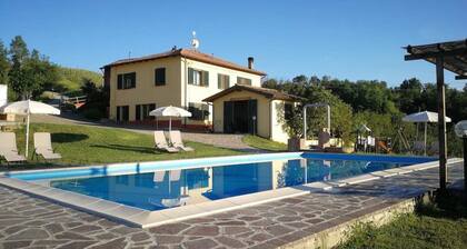 Nel cuore delle Langhe nasce l' Agriturismo Tenuta MonteOliveto