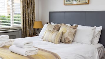 Phòng đôi Deluxe | Bàn, truy cập Internet không dây miễn phí