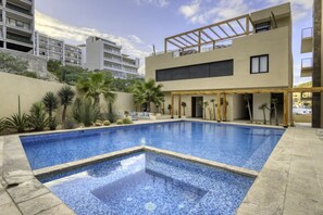 Pool - 3BR Condo: Partial Sea View, Pool & Jacuzzi (Cabo San Lucas)