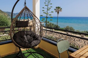 Superior Apartment | Terrace/patio