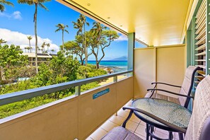 Property grounds - Aloha Condos, Napili Bay Resort, Condo 212, Beach View (Lahaina)