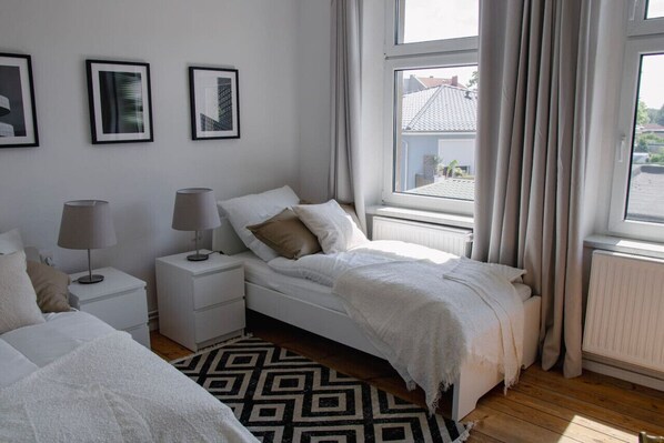 Desk, WiFi - Arbio Grünheide for 6 (Grünheide (Mark))