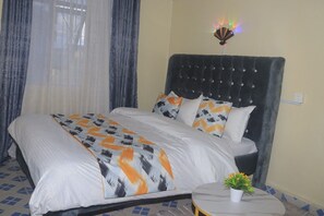1 chambre, fer et planche à repasser, Wi-Fi, literie fournie