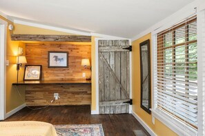 3 habitaciones, tabla de planchar con plancha y wifi gratis 