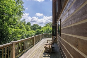 Terrace/patio - 2 Cubs Cabin (Blowing Rock)
