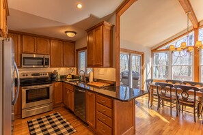 House, Multiple Beds, Patio, Mountain View (Elk Horn Lodge) | Private kitchen | Coffee/tea maker - Elk Horn Lodge (Banner Elk)