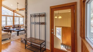 하우스, 침대(여러 개), 파티오, 산 전망 (Elk Horn Lodge) | 내부