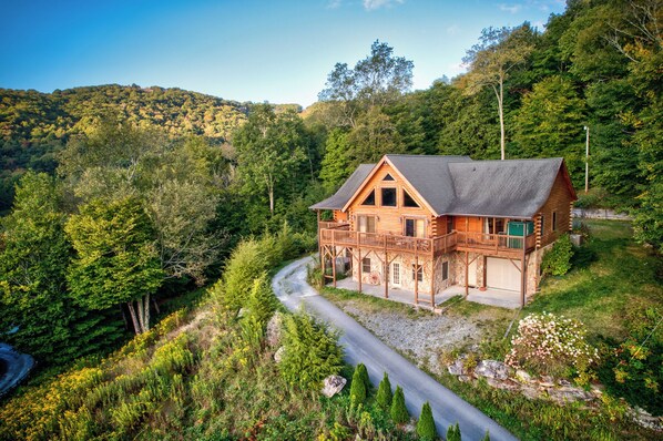 Exterior - Sugar Bear Lodge (Banner Elk)