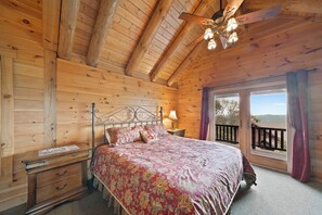 4 Schlafzimmer, individuell dekoriert, individuell eingerichtet