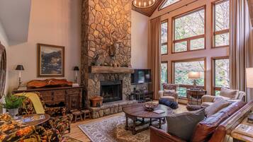Condo, Multiple Beds, Hot Tub, Mountain View (Sylvan Falls at Yonahlossee) | Living area | Fireplace
