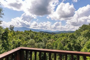 Property grounds - Haven at Headwaters (Elk Park)