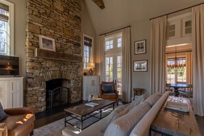House, Multiple Beds, Hot Tub, Mountain View (Bitter Sweet) | Living area | Fireplace - Bitter Sweet (Blowing Rock)