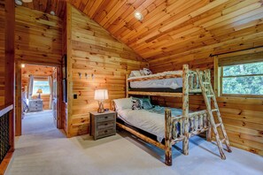 House, Multiple Beds, Hot Tub, Mountain View (Rhododendron Rendezvous) | 4 bedrooms, individually decorated, individually furnished, bed sheets - Rhododendron Rendezvous (Blowing Rock)