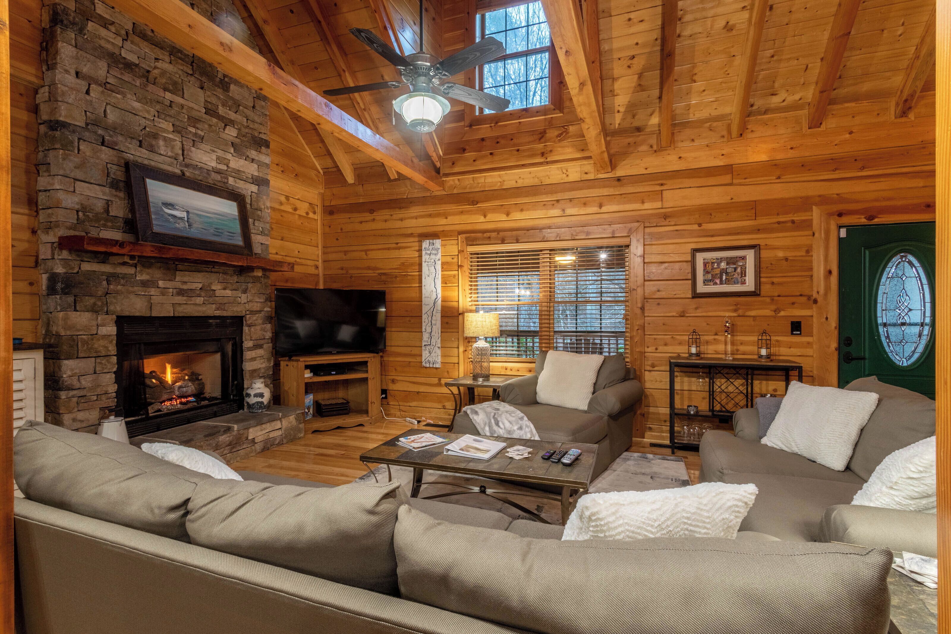 Cabin, Multiple Beds, Hot Tub, Mountain View (A Bear's Creek) | Living area | Fireplace