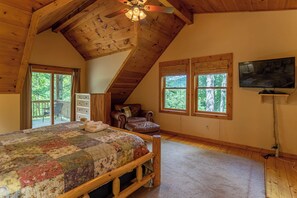 Room - Enchanted Forest Retreat (Sugar Grove)