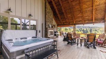 House, Multiple Beds, Hot Tub, Mountain View (Robin Hoods Retreat) | Outdoor spa tub