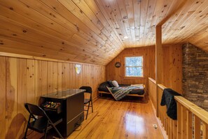 Games room - A Bears Hill (Boone)