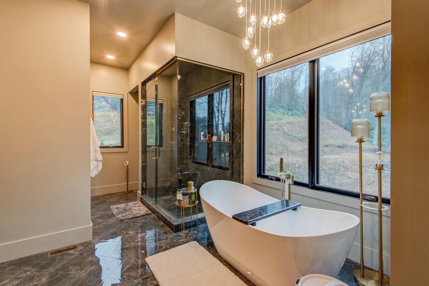 House, Multiple Beds, Patio, Mountain View (Maynard V at Elk Creek) | Bathroom | Designer toiletries, towels, toilet paper