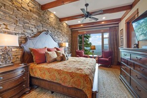 Ferienhaus, Mehrere Betten, Terrasse, Bergblick (Sweet Autumn at Blue Ridge Mountain ) | 3 Schlafzimmer, individuell dekoriert, individuell eingerichtet