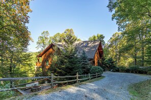 Exterior - Black Bear Lodge (Banner Elk)