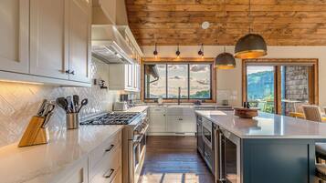Cabin, Multiple Beds, Hot Tub, Mountain View (Up and Away at Eagles Nest) | Private kitchen | Coffee/tea maker