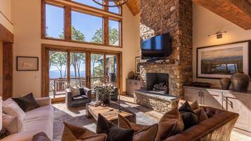 House, Multiple Beds, Hot Tub, Mountain View (Almost Heaven at Eagles Nest) | Living area | Fireplace