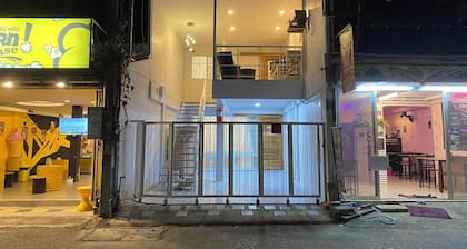 Accommodation in the city center near Nimman, accommodation for families
