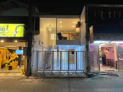 Accommodation in the city center near Nimman, accommodation for families 