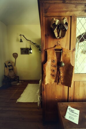 Deluxe Double Room, River View | Free WiFi - Le Château de Sorgues (Cornus)