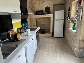 Private kitchen - Bâtisse du Xixe, Ranville (Ranville)