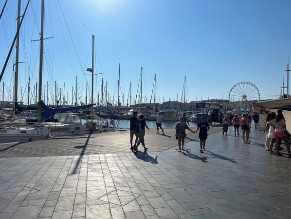 Marina - 5-star villa with pool at Maison de France (Sérignan)