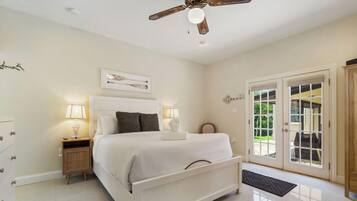 1 makuuhuone, työpöytä, silitysrauta/-lauta, ilmainen Wi-Fi