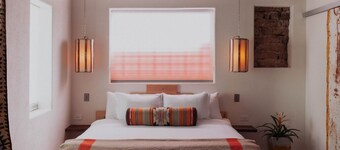 Entire Private Boutique Motel w Courtyard + Sauna!