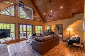 Maison, plusieurs lits, patio, vue montagne (Crystal Mountain Lodge) | Coin séjour