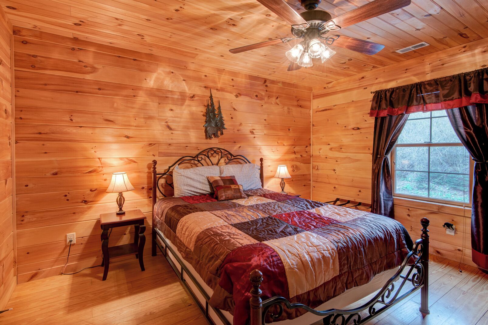 Cabin, Multiple Beds, Hot Tub, Mountain View (A Happy Roost) | 4 bedrooms, individually decorated, individually furnished, desk