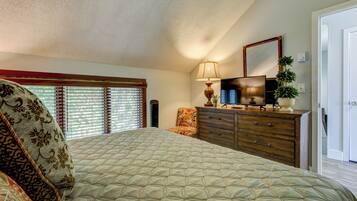 Condo, Multiple Beds, Patio, Mountain View (Top Of Seven) | 1 bedroom, individually decorated, individually furnished