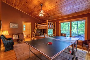 1 chambre, décoration personnalisée, ameublement personnalisé